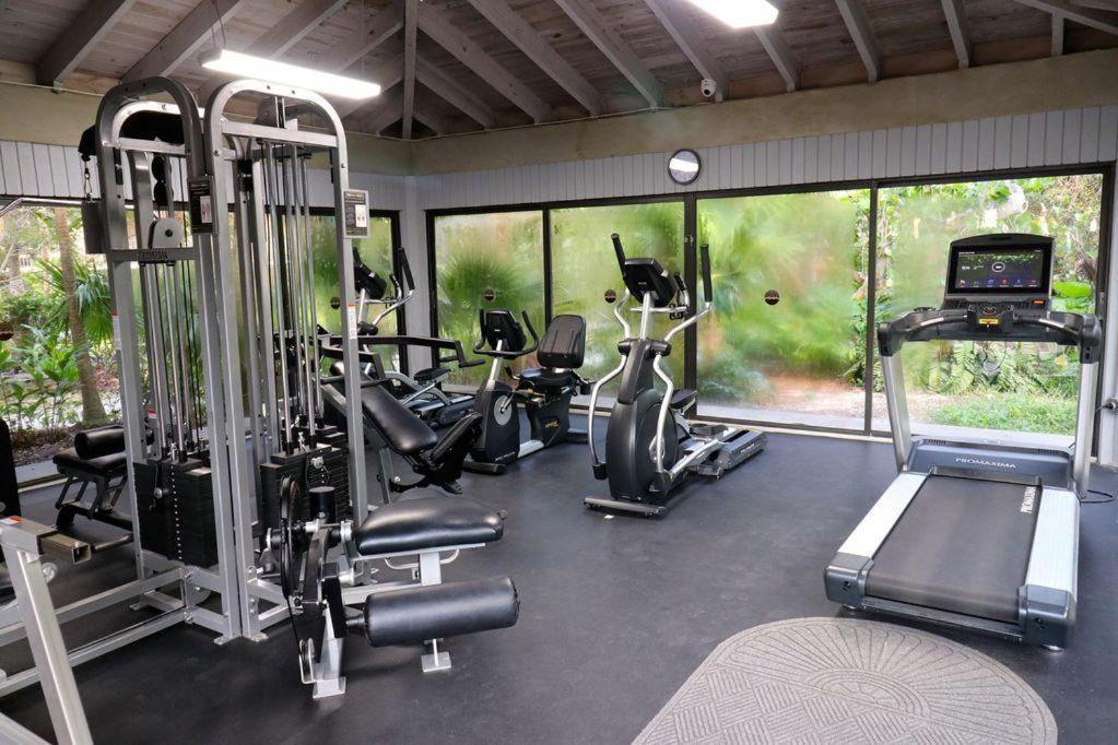 Beautifully Renovated Summer Of 2020 Come And Enjoy This Lovely Unit 基韋斯特 外观 照片